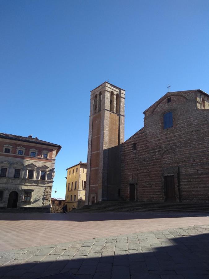 Апартаменти La Torre Del Conte,Free Wi-Fi, Amazing View Монтепульчано Екстер'єр фото